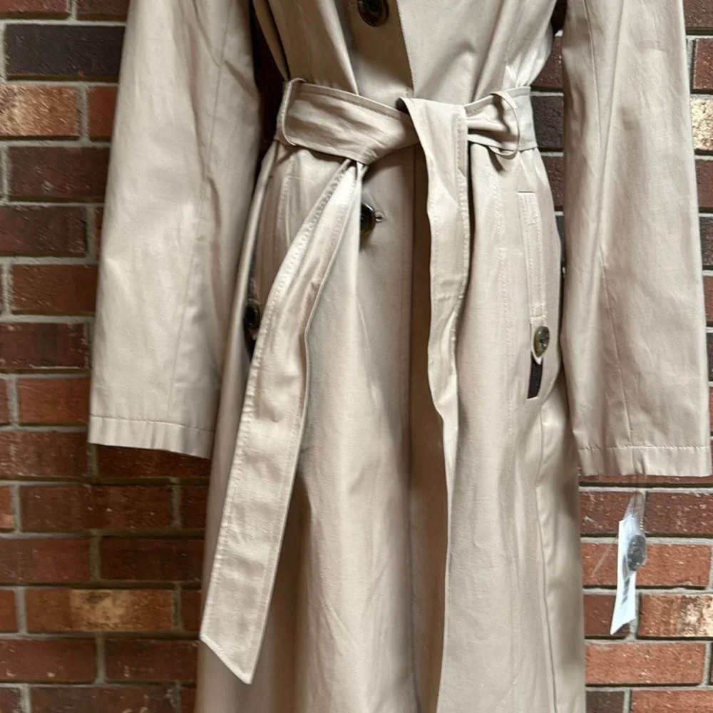 Via Spiga Water Repellent Tan Trench Coat size Medium